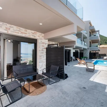 Iama Luxury Apartment
